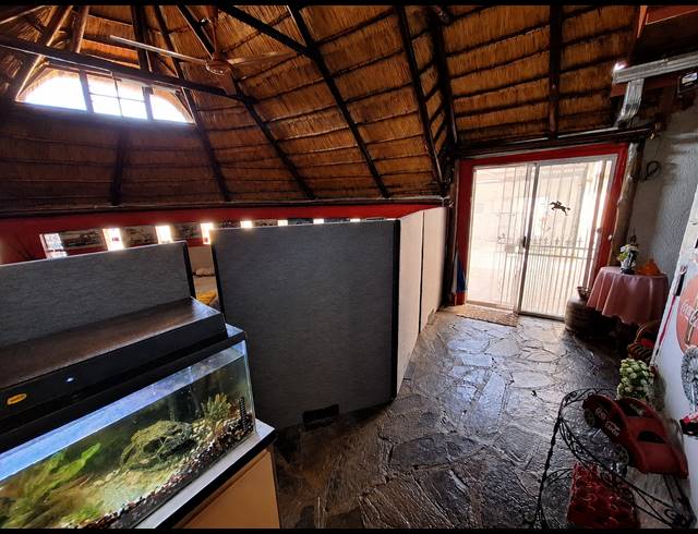 4 BEDROOM HOUSE FOR SALE IN VANDERBIJLPARK SE 7